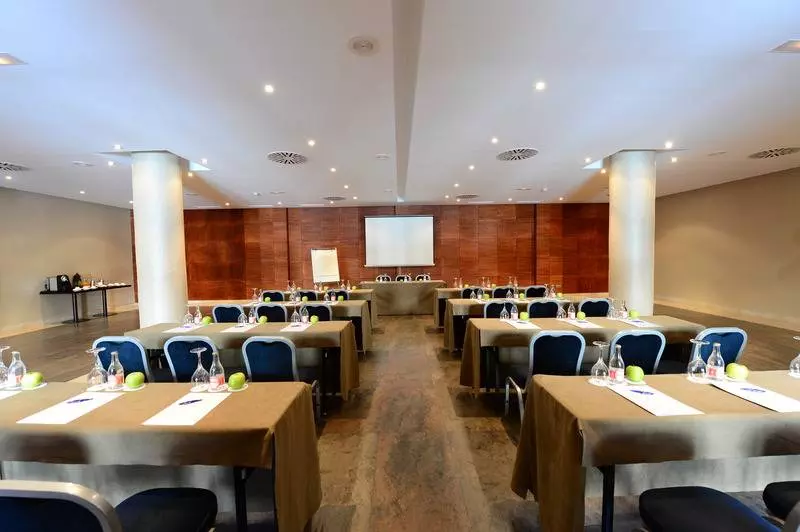 هتل Castilla Termal Olmedo