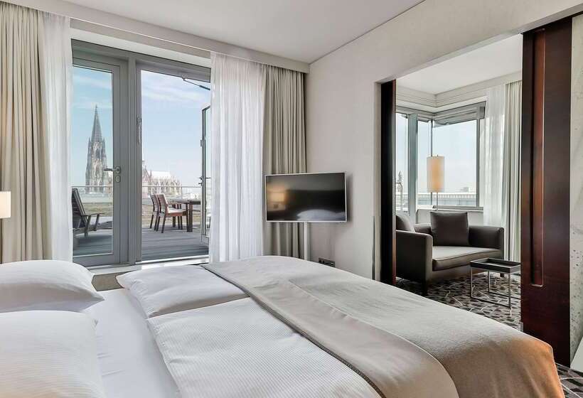 Dorint Hotel Am Heumarkt Köln