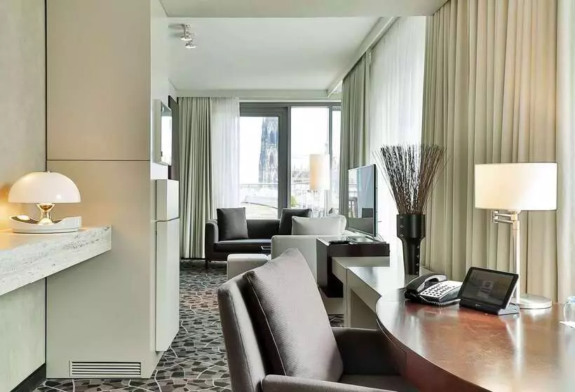 Dorint Hotel Am Heumarkt Köln