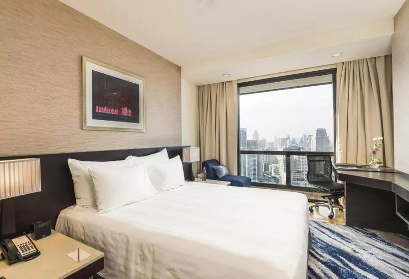 هتل Emporium Suites By Chatrium