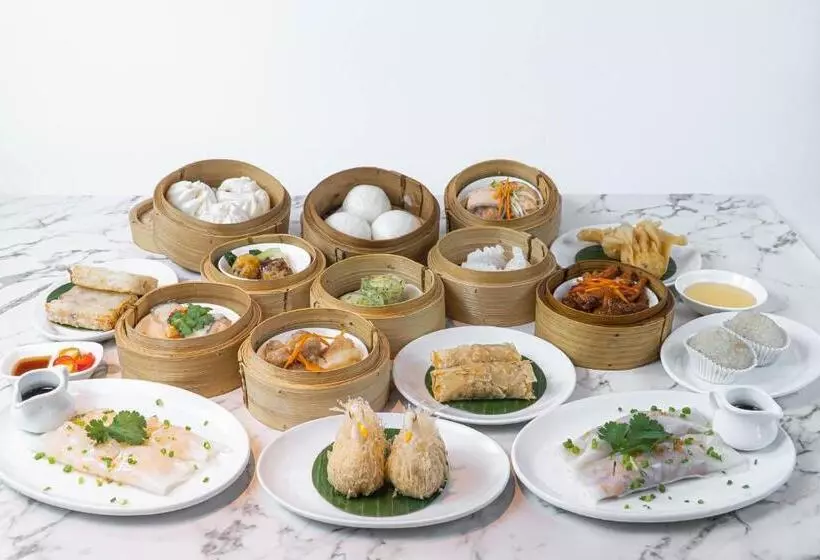 هتل Emporium Suites By Chatrium