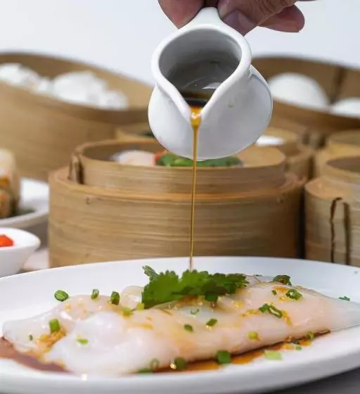 هتل Emporium Suites By Chatrium