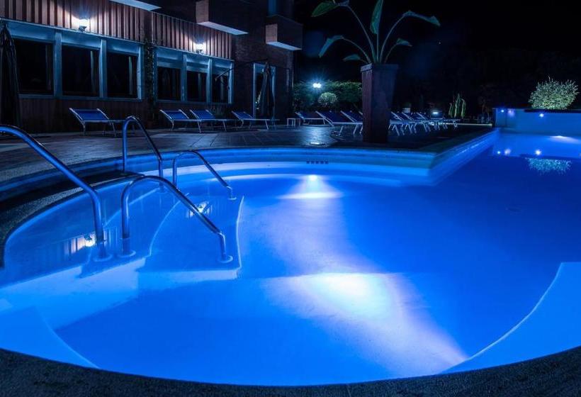 酒店 Fortuna Resort