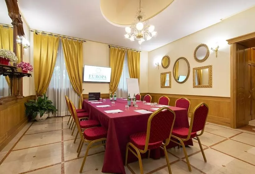 Grand Hotel Europa & Restaurant