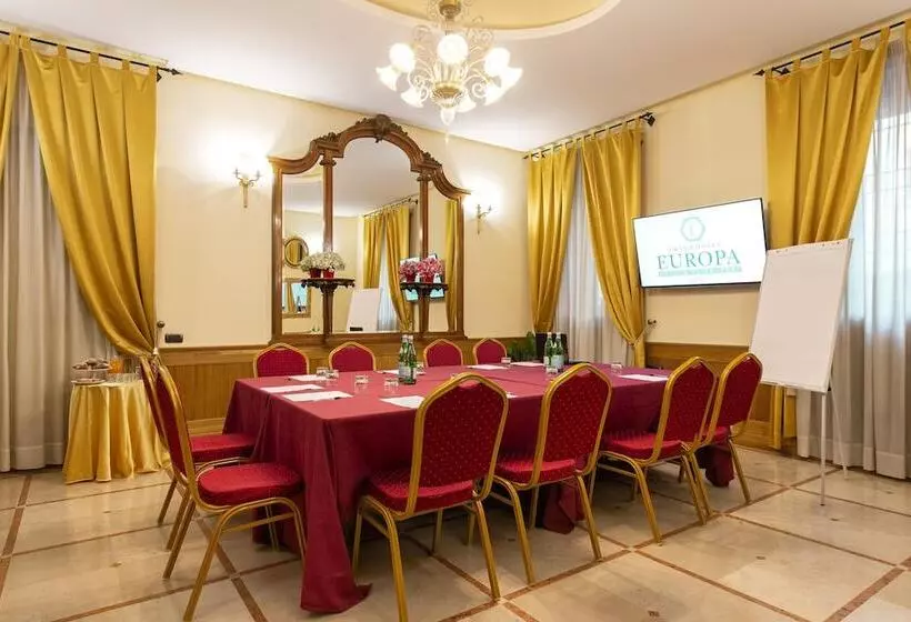 Grand Hotel Europa & Restaurant