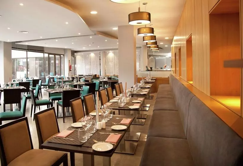 هتل Hilton Garden Inn Malaga