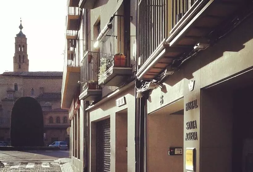 Hotelli Hostal Santa Agueda