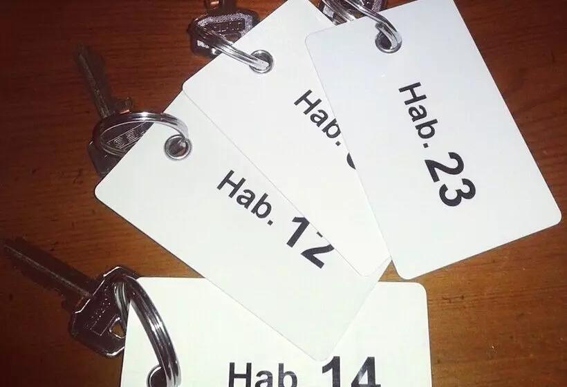 Hotelli Hostal Santa Agueda