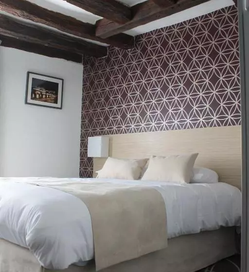 בית מלון כפרי Hôtel Le Blason