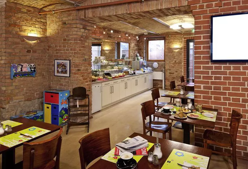 هتل Ibis Styles Berlin City Ost