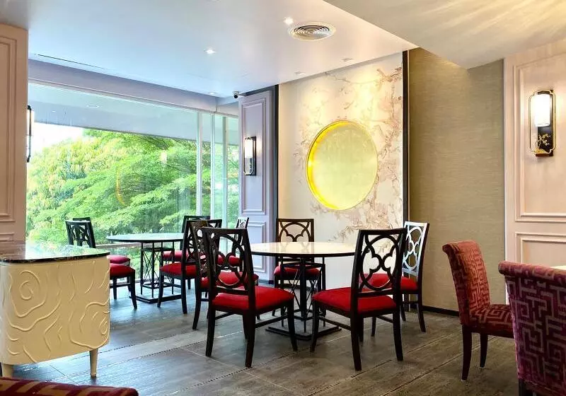 ホテル Krungsri River