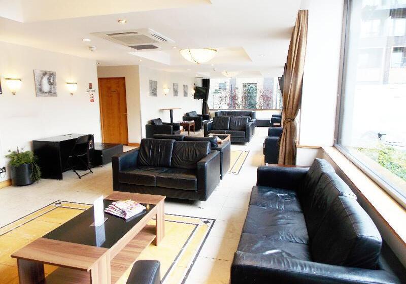 هتل London Wembley International