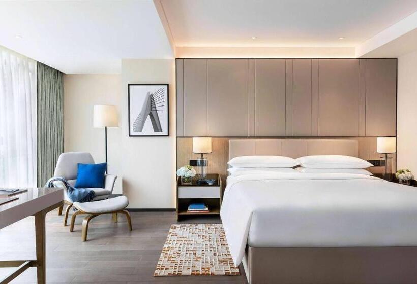 Hotelli Marriott Executive Apartments Chongqing