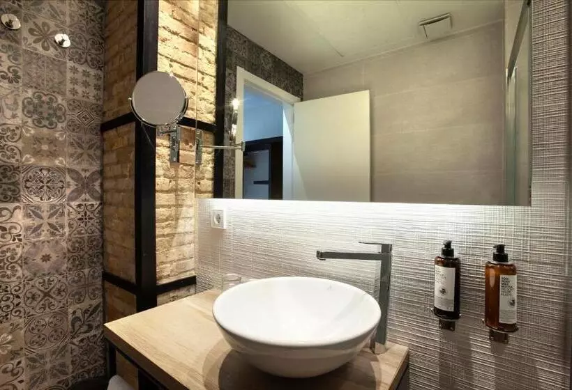 هتل Petit Palace Ruzafa