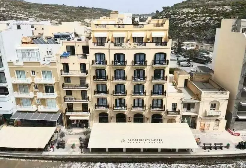 هتل St. Patrick's