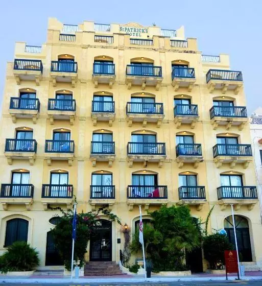 هتل St. Patrick's