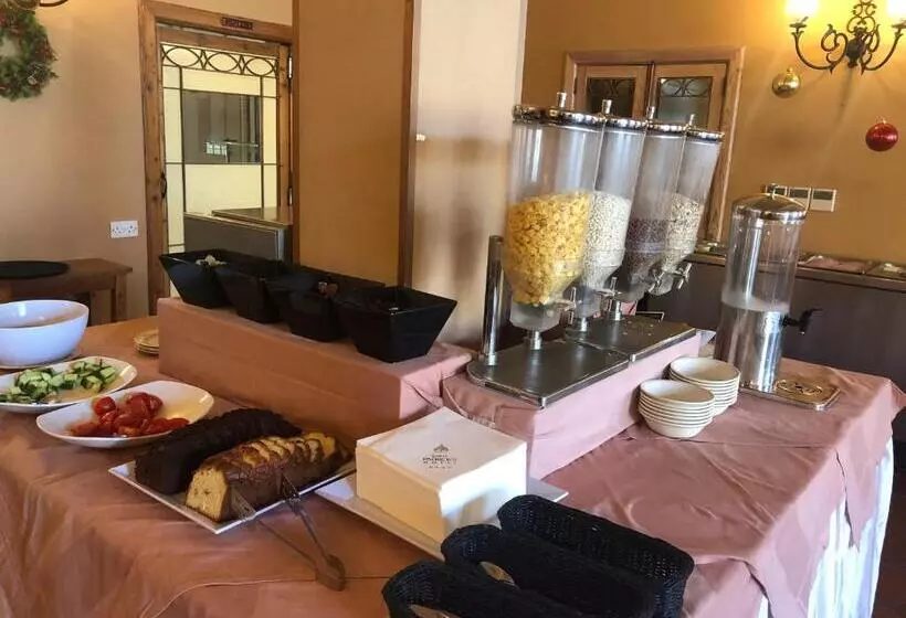 هتل St. Patrick's