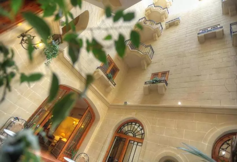 هتل St. Patrick's