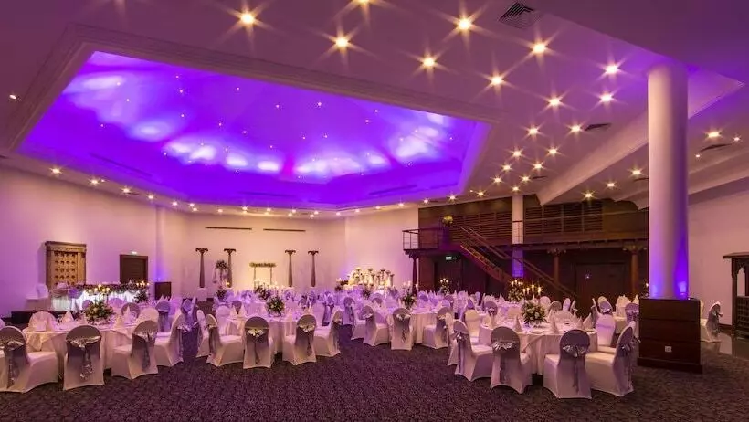 Отель Tangerine Beach