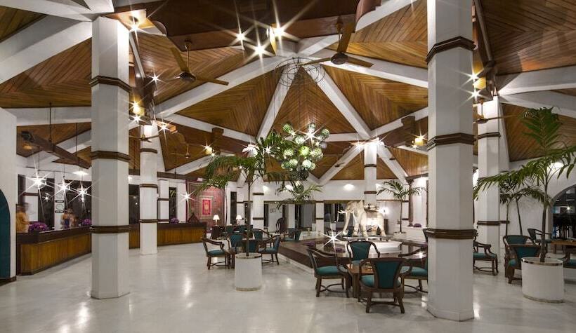 ホテル Tangerine Beach