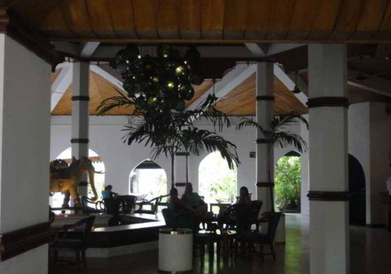 ホテル Tangerine Beach