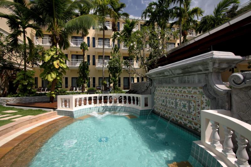 Otel The Front Village Sha Plus