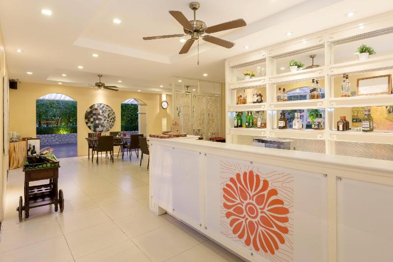 Otel The Front Village Sha Plus