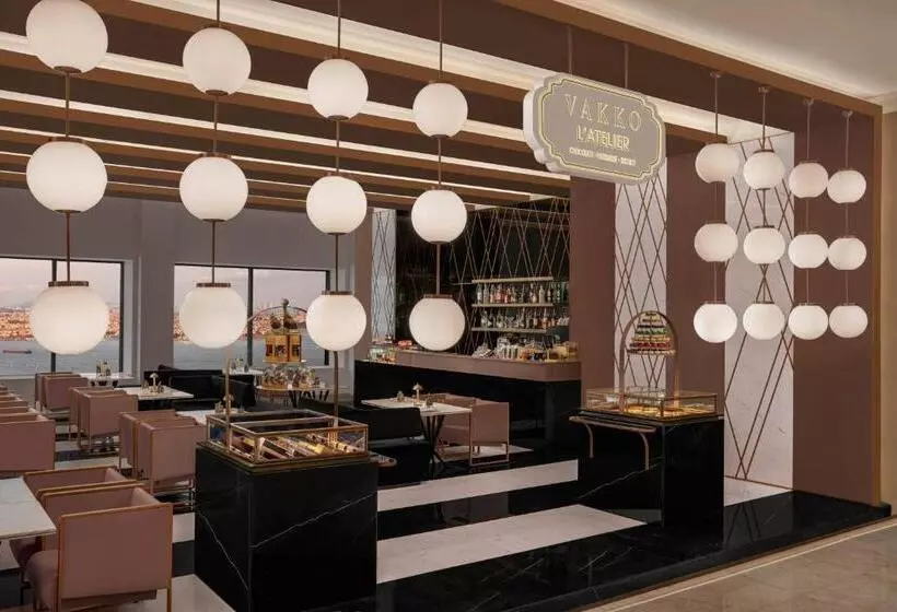 Hotel The Ritz Carlton, Istanbul At The Bosphorus