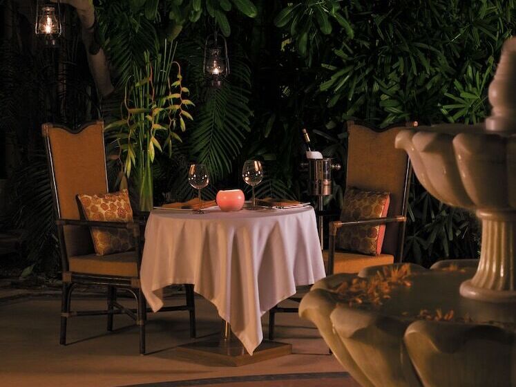 Hotel Taj Hari Mahal Jodhpur