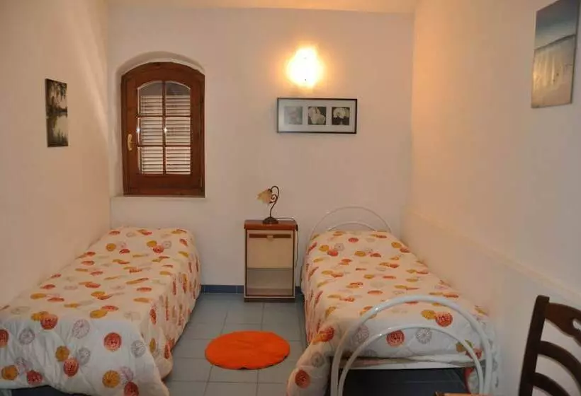 B&b Le Poggere   Piscina E Panorama