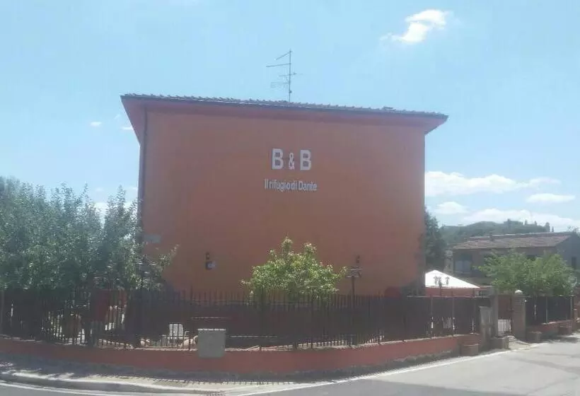 Aamiaismajoitus (B&B) Il Rifugio Di Dante