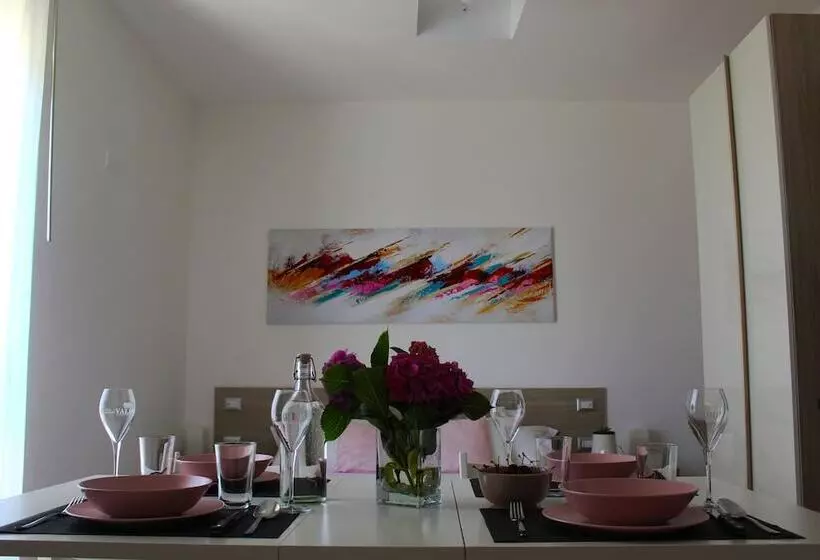تختخواب و صبحانه Villa Raf