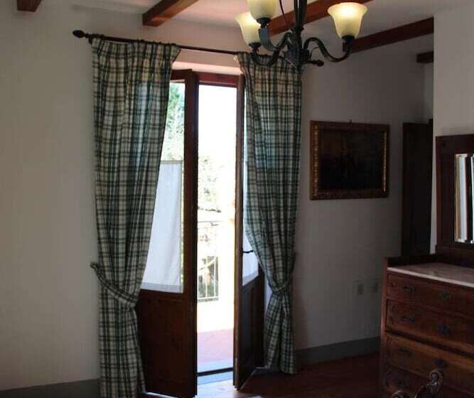 هتل روستایی Borgo Santa Lucia