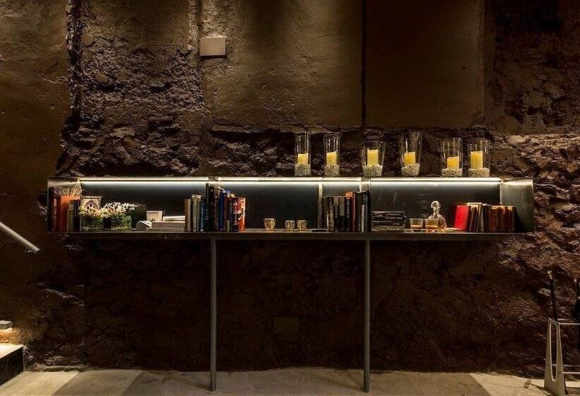 هتل Secrets Priorat