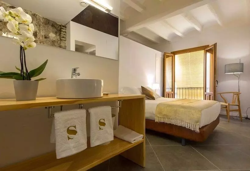 هتل Secrets Priorat