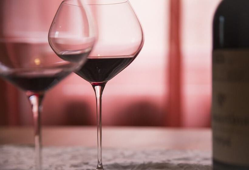 Albergodiffusovolterra