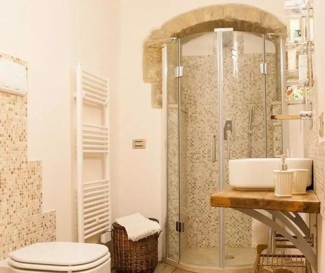 Albergodiffusovolterra