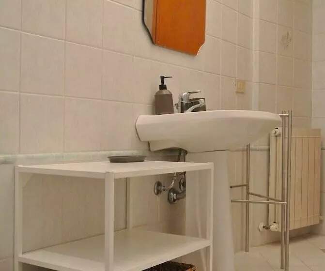 Albergodiffusovolterra