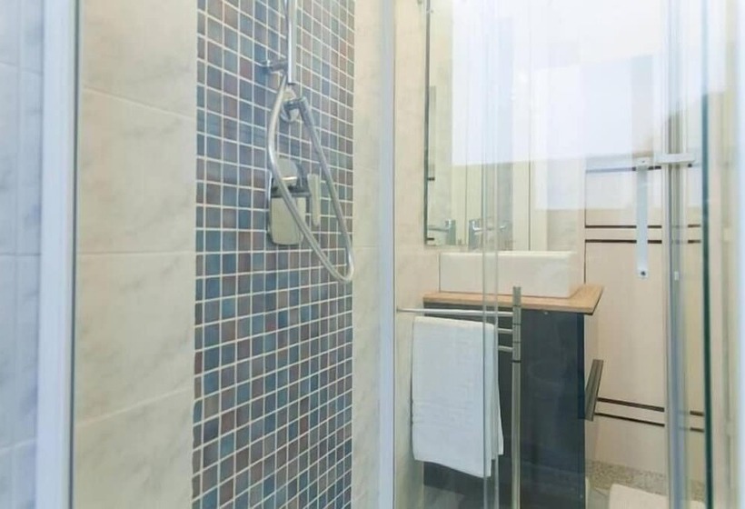 Albergodiffusovolterra