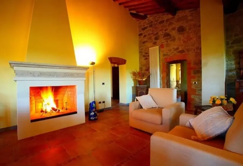 田舎風ホテル Podere Lucignano Secondo Agriturismo