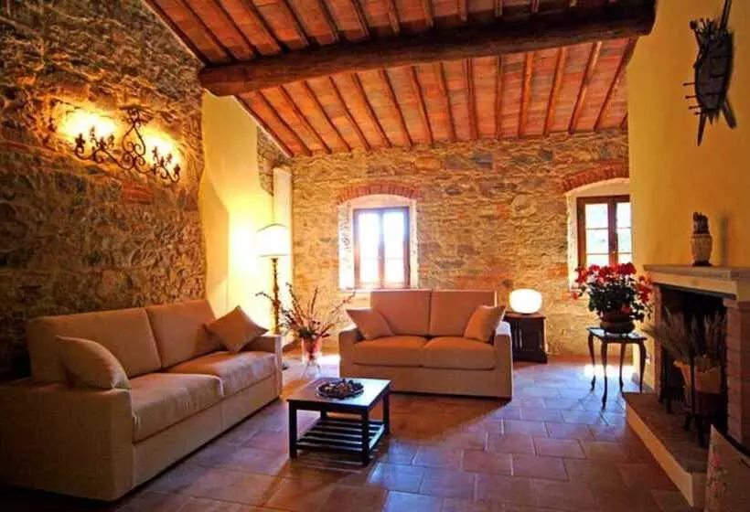 田舎風ホテル Podere Lucignano Secondo Agriturismo