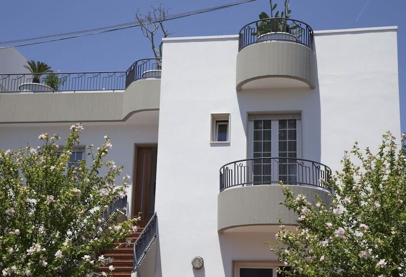 مبيت وإفطار Innsud