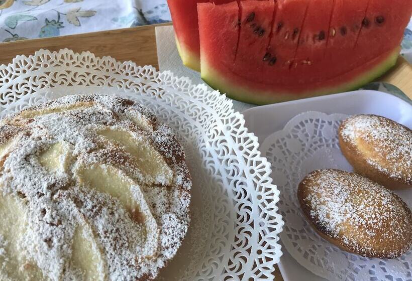 مبيت وإفطار Innsud