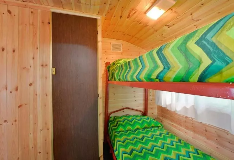 مسافرخانه Camping Poseidonia