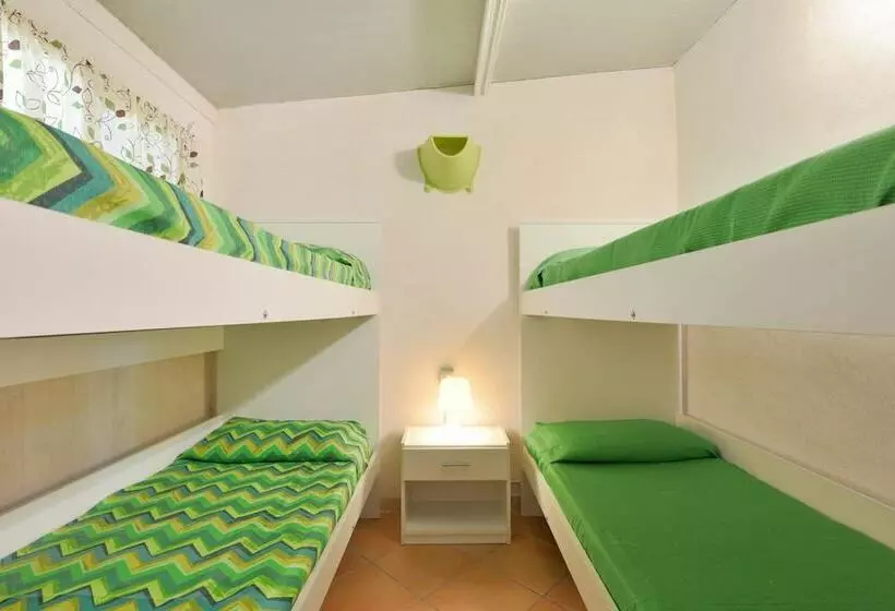 مسافرخانه Camping Poseidonia