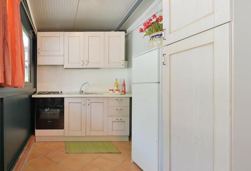 Хостел Camping Poseidonia