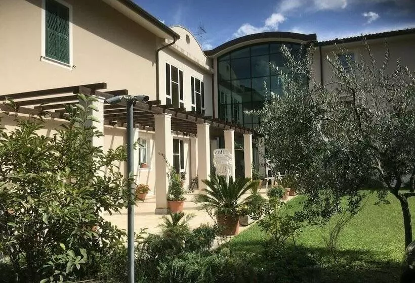 Majatalo Casa Nostra Signora Del Sacro Cuore Di Gesù