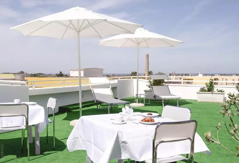 ペンション La Fenice Salentina