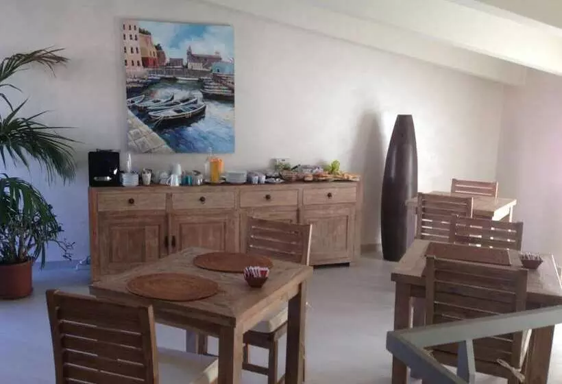 تختخواب و صبحانه La Casa Di Pier