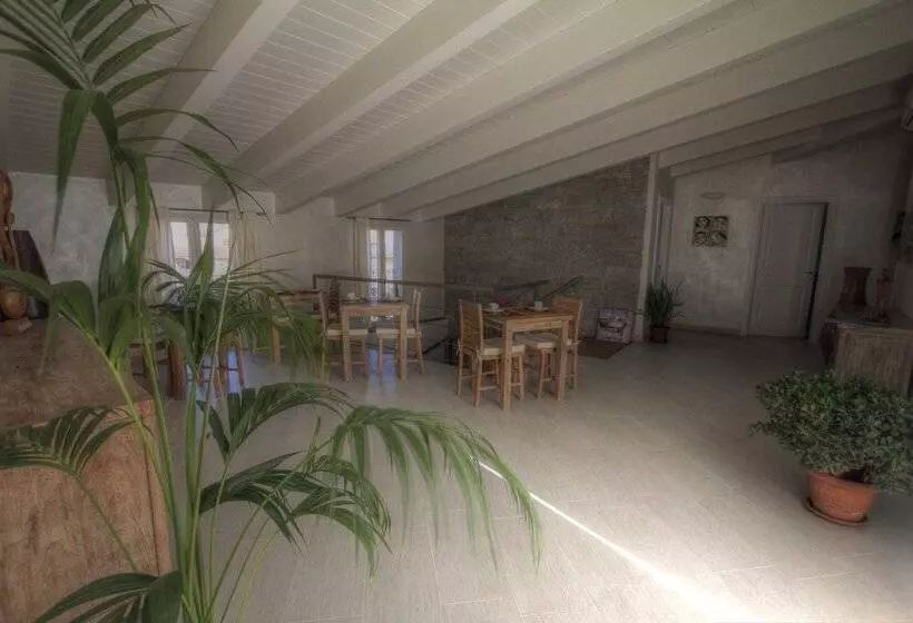 تختخواب و صبحانه La Casa Di Pier